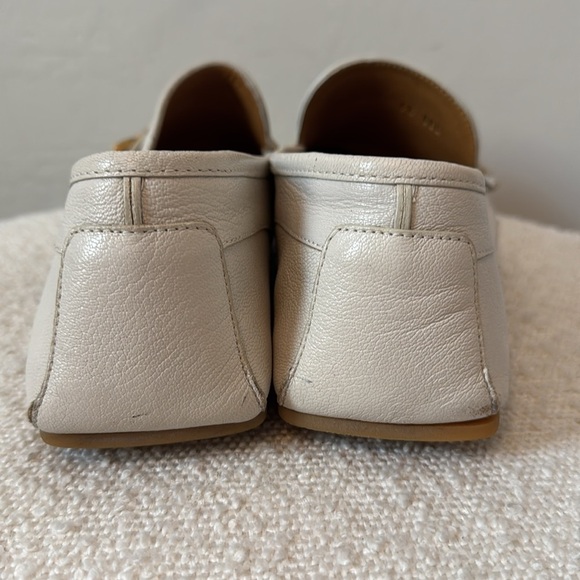 Gucci White Leather Loafers with Gold Accent - Picture 5 of 9